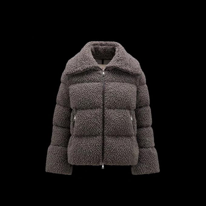 Moncler Down Jacket Wmns ID:20221026-70